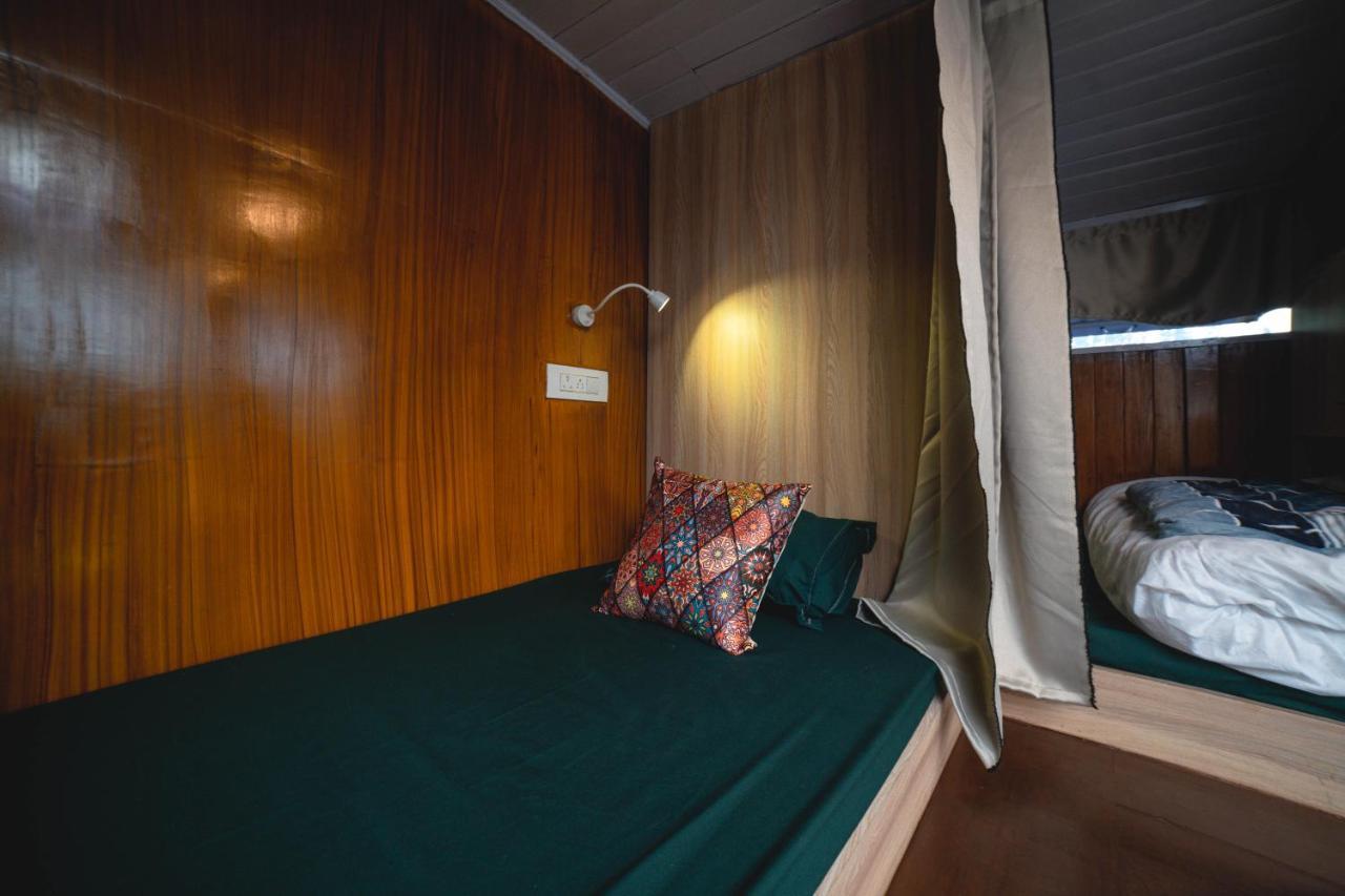 Tag Along 2 0 Hostel Gangtok Kültér fotó